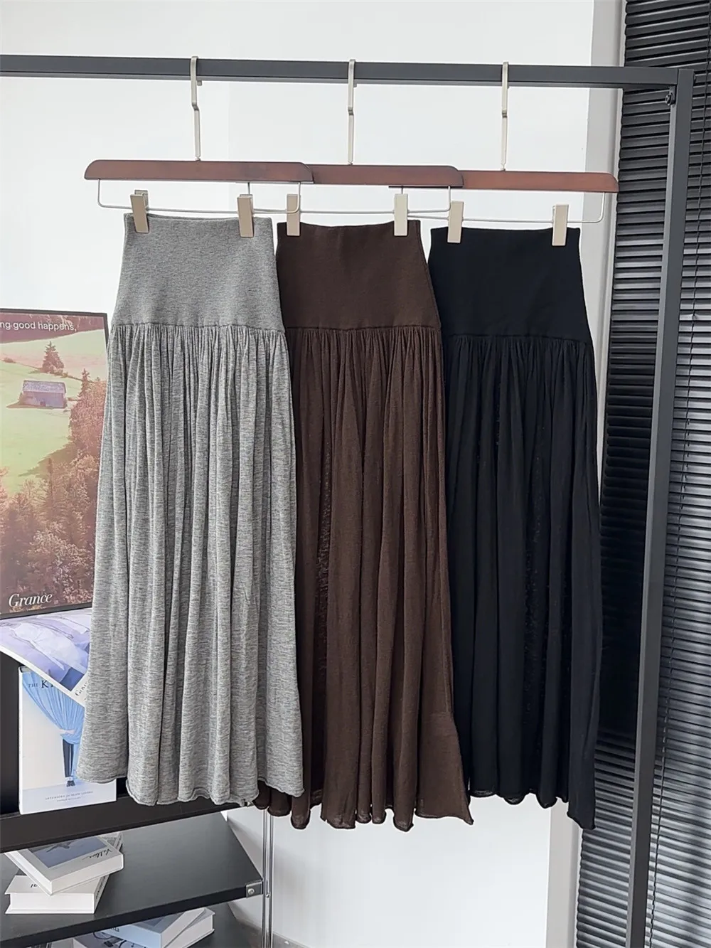 

25 Autumn/Winter New Product Women's 100% Wool High Waist Knitted Umbrella Skirt