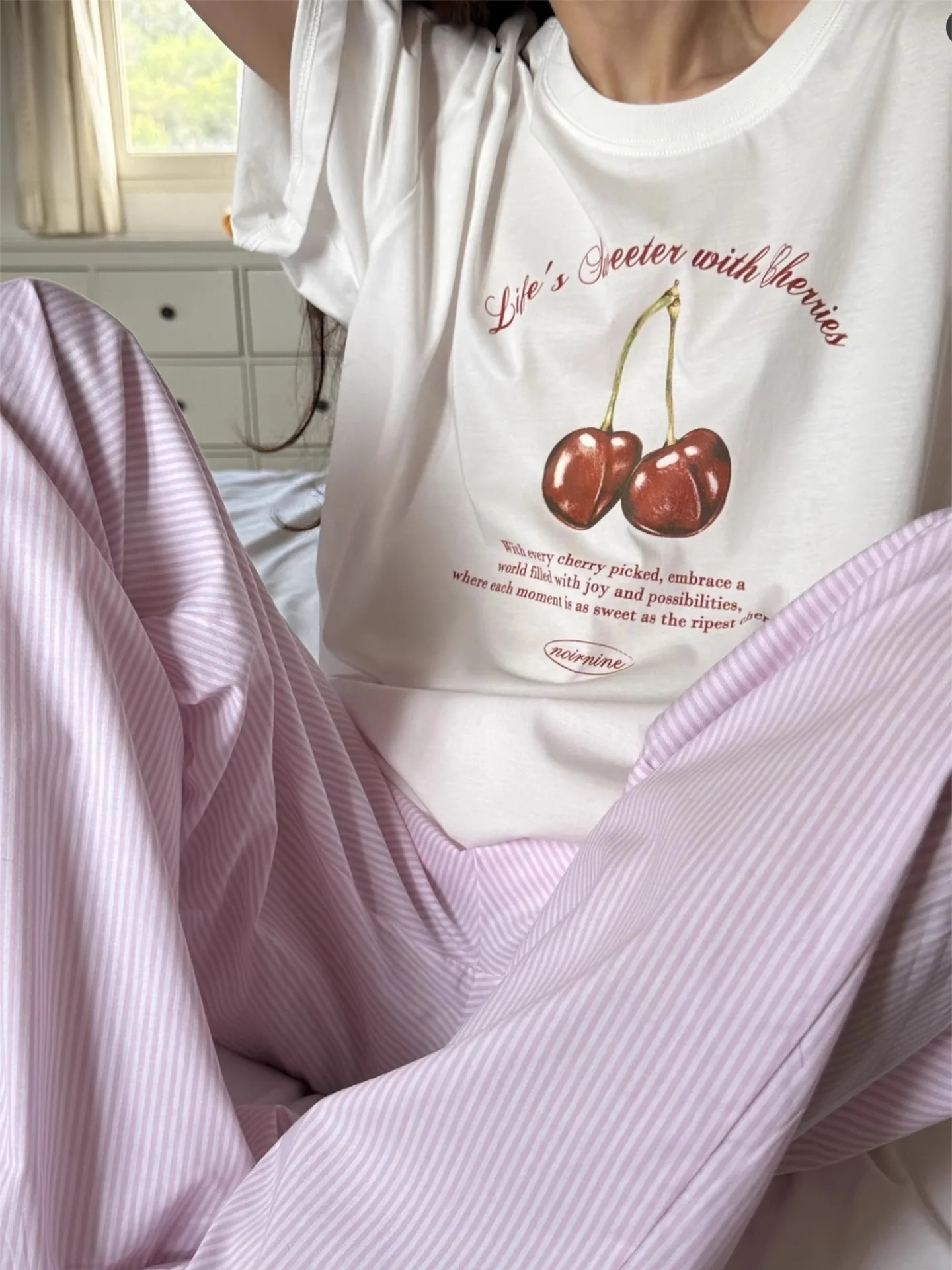 

Ранняя осень, футболка с вишневым принтом, женский повседневный топ, корейский хлопок, удобная дышащая уличная одежда