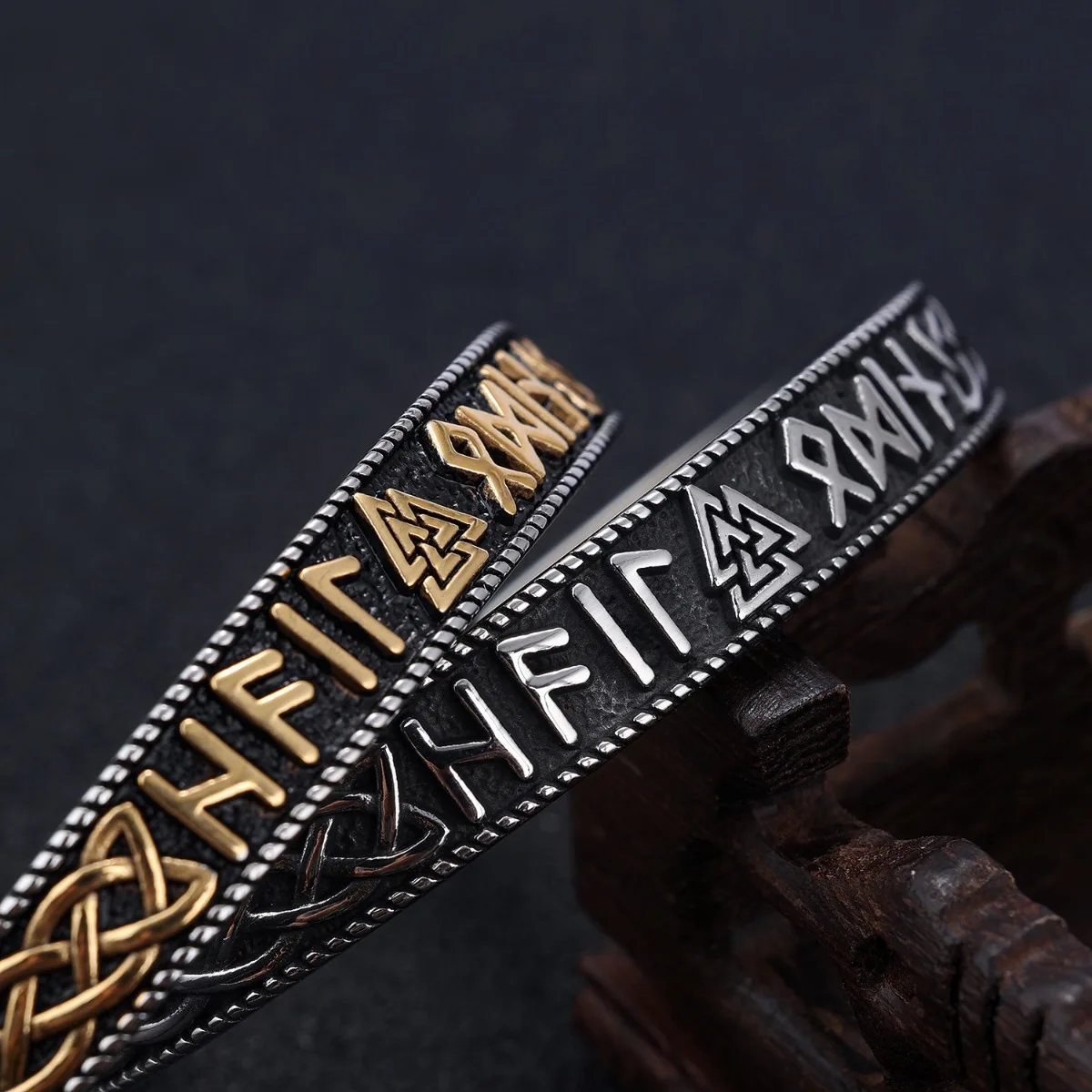 Vintage Viking Rune Bangles for Men Women Celtic Knot Shaped Stainless Steel Open Bracelet Jewelry Medium Golden Accessory Gift