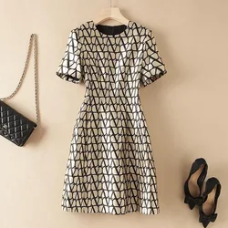 2024 New Jacquard Spring Short Sleeved Dress High-end Dress Elegant Commuting Round Neck Slim Fit Summer A-line