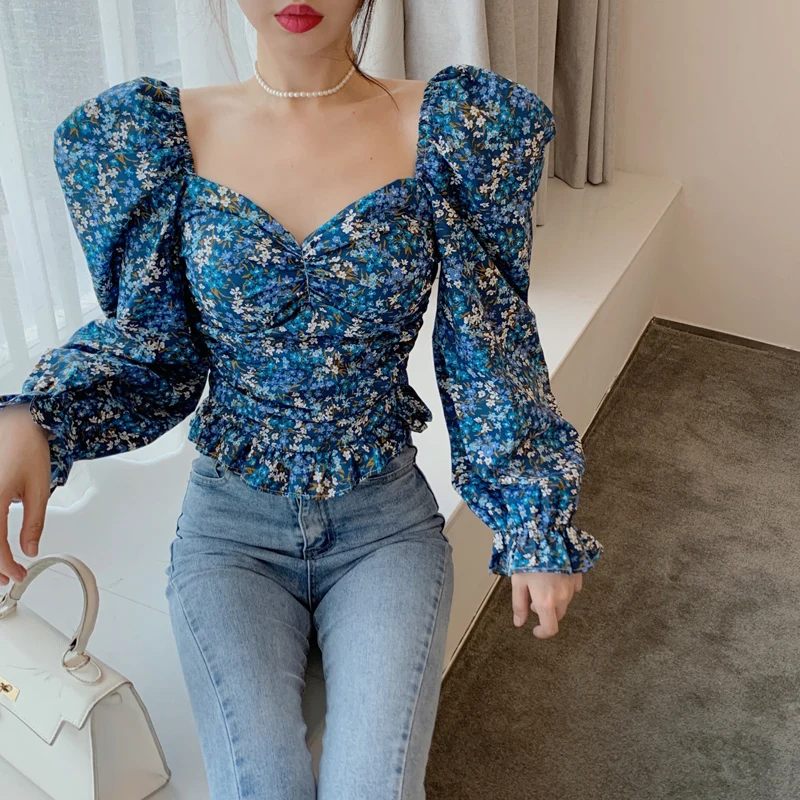 2022 Spring New Design Niche French Retro Floral Printed Short Shirt Women's Sexy Square Collar Puff Sleeve Blouse Top s35