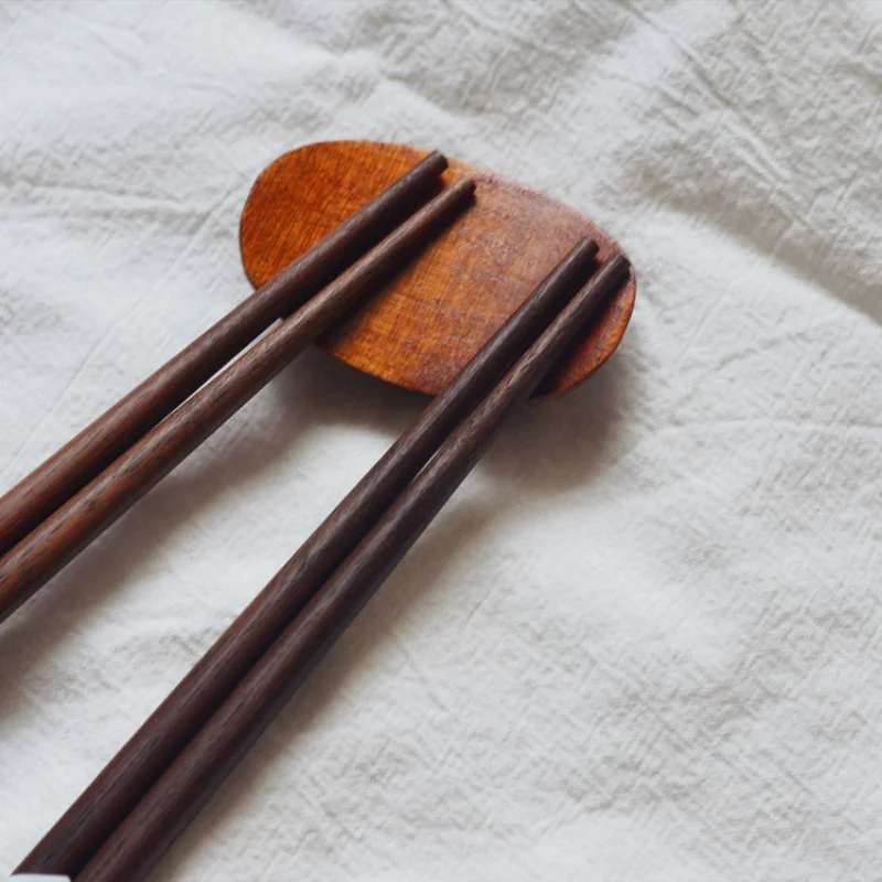 Japanese Walnut Chopsticks Solid Wood Pointed Round Chopsticks Wooden Tableware Eco-friendly Material Home Kitchen Supplies