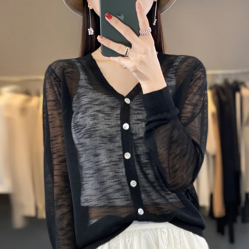 Summer Sunscreen Ice Silk Cardigan Women\'s V-Neck Long Sleeve Loose Knitted Top Solid Transparent Cardigan Air Conditioned Shirt