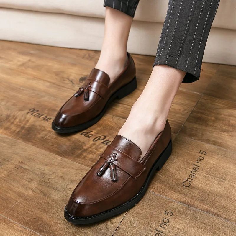 

New Men's Leather Shoes 2025 Spring Autumn Men's Pointed Head British Fashion Black Leather Shoes Size 38-45 brown Men's Shoes