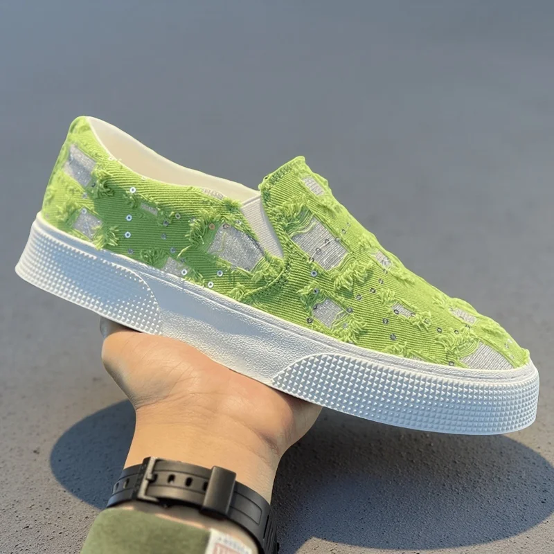 

Suburb Low Hill Hiking Canvas, Wearable Ventilated Cloth for Easy Trekking and Happy Family One-day Nature Outings