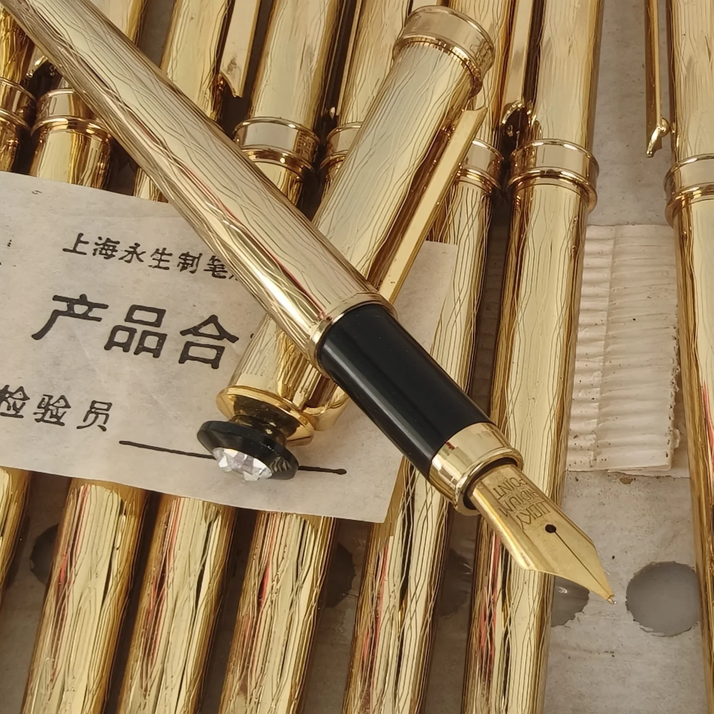 

Ретро-ручка Yongsheng 521 с иридиевым пером 0,5 мм, пластиковый корпус, классическая винтажная модель для плавного письма, для взрослых, для каллиграфии, канцелярские принадлежности