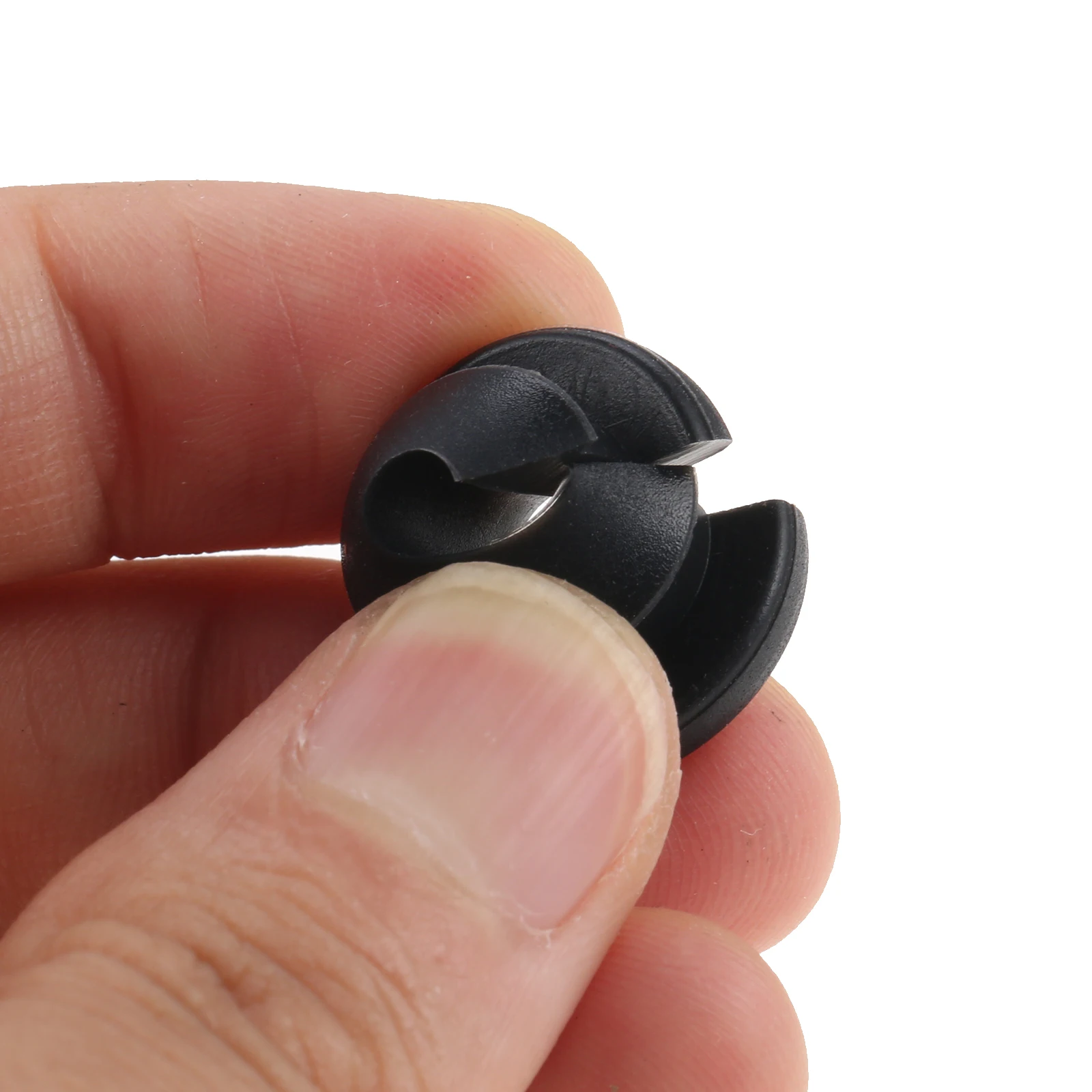 100Pack Cable Railing Rubber Grommets for 1/8