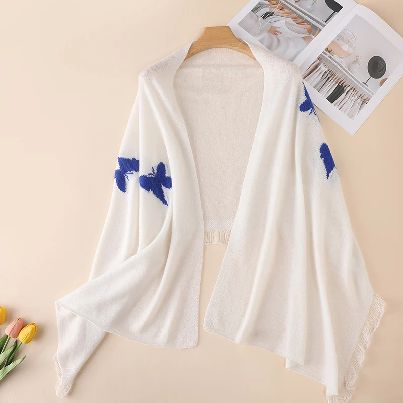 

2025 Warm Cashmere Scarf Poncho Winter Scarf Luxury Butterfly Embroidery Half Tassel Elegant Stoled Echarpe Wraps