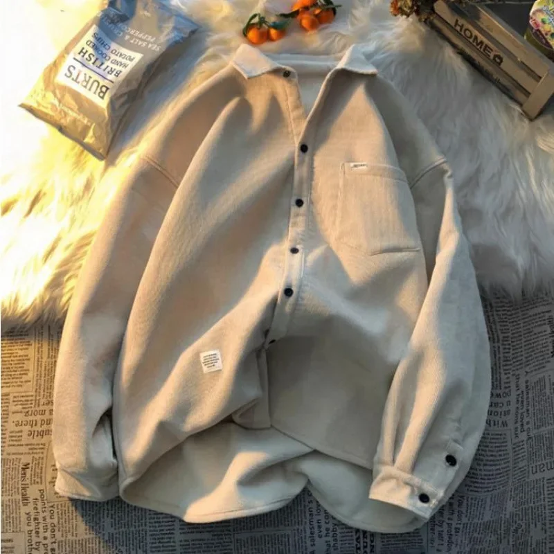 قميص نسائي قصير سميك مبطن بالصوف لخريف وشتاء نمط جديد بالإضافة إلى حجم تصميم فضفاض ملابس خارجية دافئة