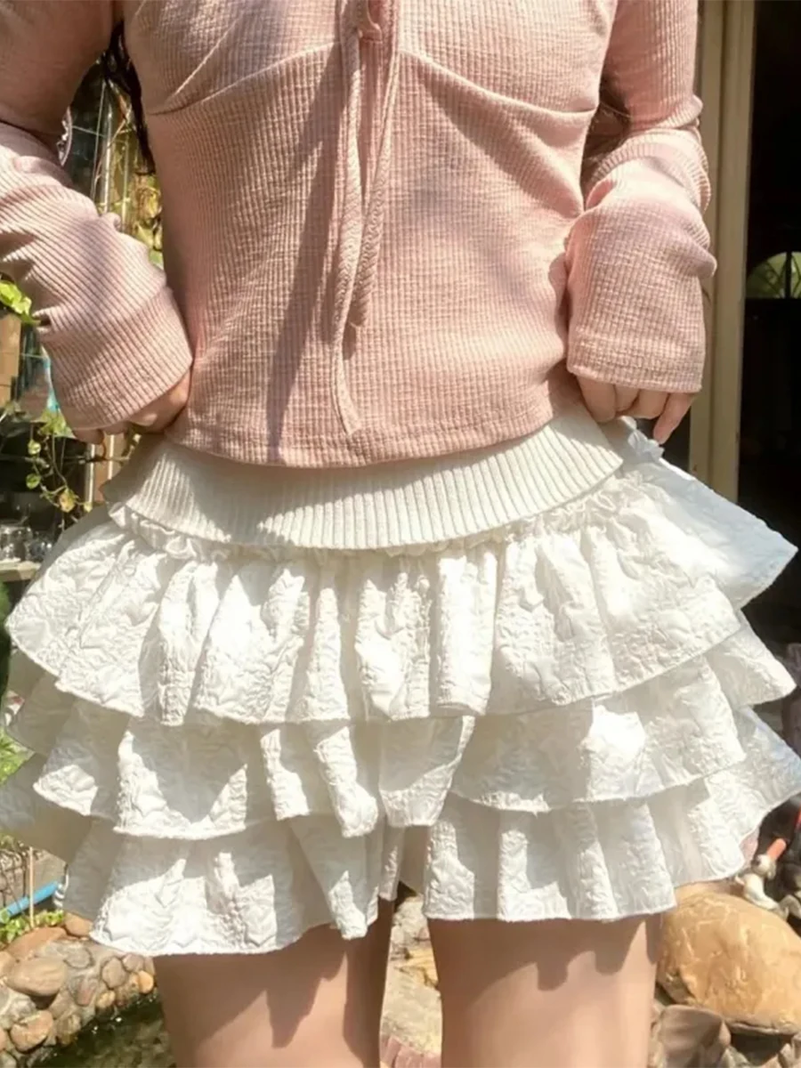 Women Fashionable Flower Cake Skirt Shorts 3D Pleated Layered Pleated Elastic Waistband Shorts Casual Puffy Skirt Pumpkin Shorts