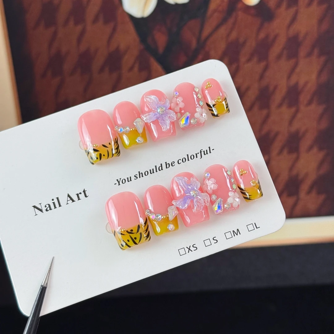 10pcs High-end Luxurious yet elegant style, hand-painted zebra pattern, flowers, small gold beads handmade fake nails