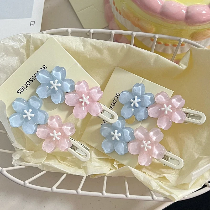 1/2Pcs Fashion Jelly Color Blossom Flower Keychain Sweet Cute Flower Hair Clip Purse Handbag Bag Decoration Accessories Gifts