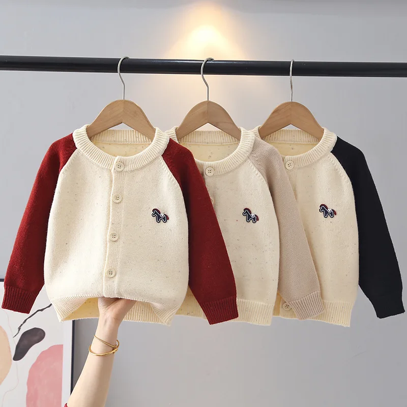 Little Boy Mix Color Classic Raglan Sleeve Knit Cardigan Baby Horse Embroider Long Sleeve Sweater Boys Casual Outer Coat JY09082