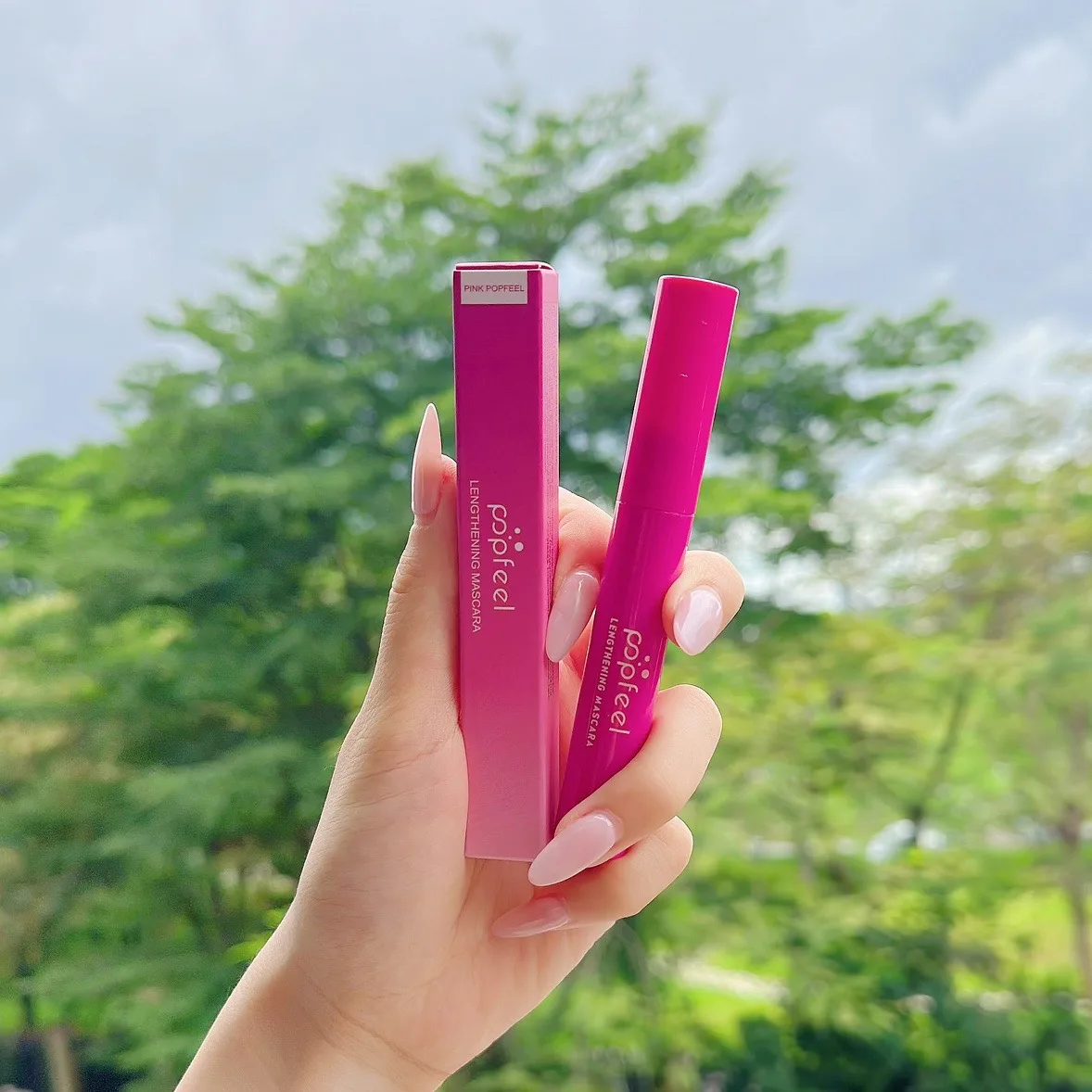 POPFEEL 長持ちするマスカラ - 防水性、簡単な塗布、長く自然に定義できるのに最適