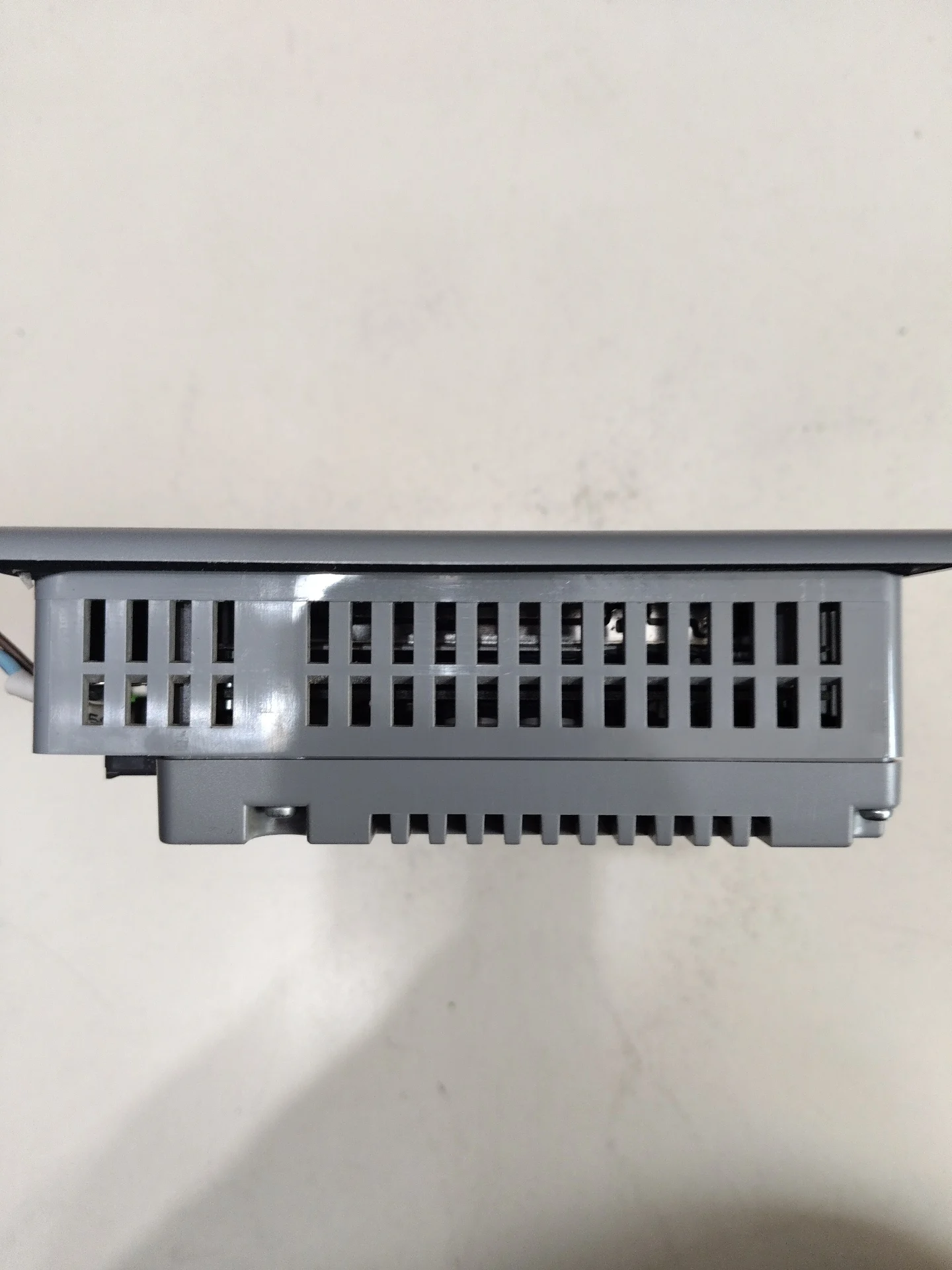 6AV6647-0AD11-3AX0 Панель HMI для Siemens 6AV6 647-0AD11-3AX0