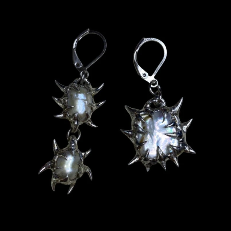 Brutalist Y2k Handmade Spiky Thorns Bubble Claw Free Form Organic Claws Earrings Freshwater Pearls Pearl Soldered