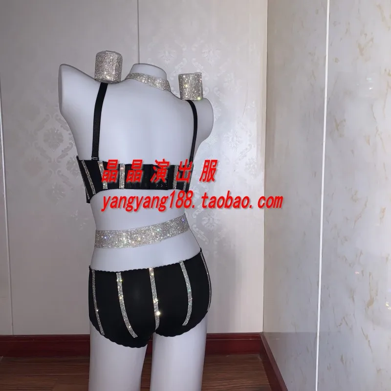 Aangepaste dikke bikini sprankelende diamant podium bh set ondergoed paaldansvoorstelling zwart goud rood roze