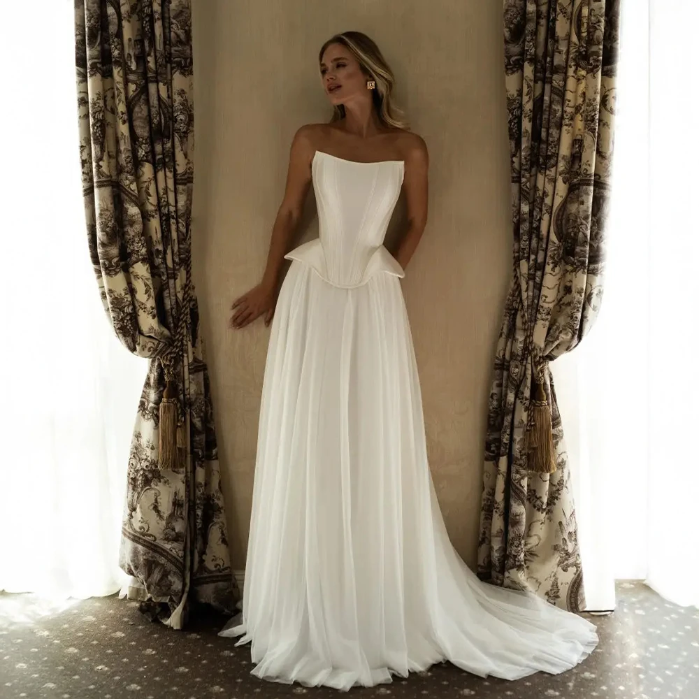 فستان زفاف شيفون بنمط مشد مخصص مع خصر بيبلوم فستان زفاف أنيق على شكل حرف a لحفلات الزفاف المستوحاة من الطراز العتيق