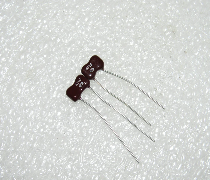 

20PCS/Japan DM-15 500V 62PF generation 68PF 620J 500VDC fever silver mica capacitor