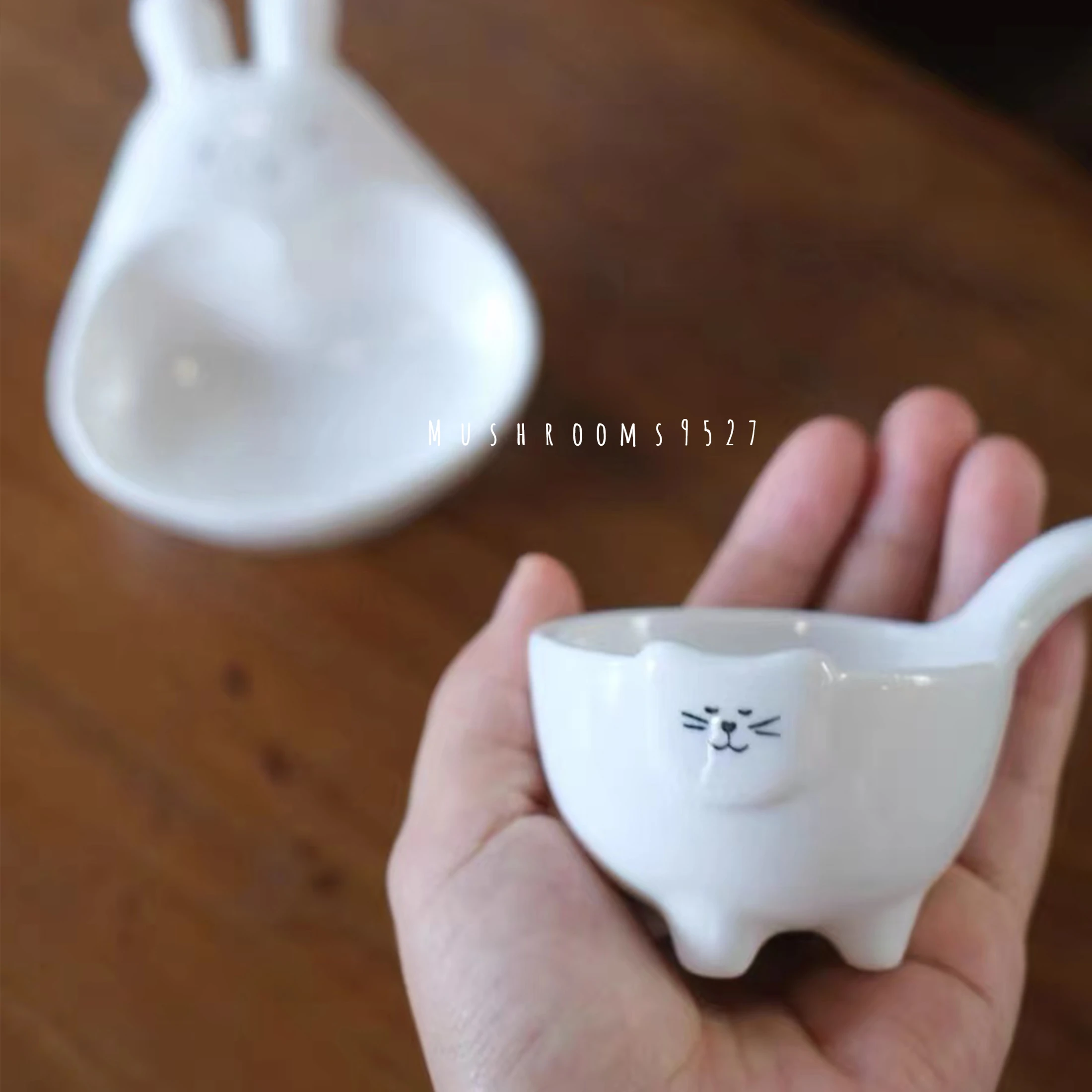 Cute White Kitten Bunny Stereo Ceramic Small Plate Creative Chicken Small Soy Sauce Condiment Plate Hot Pot Dipping Sauce Dish