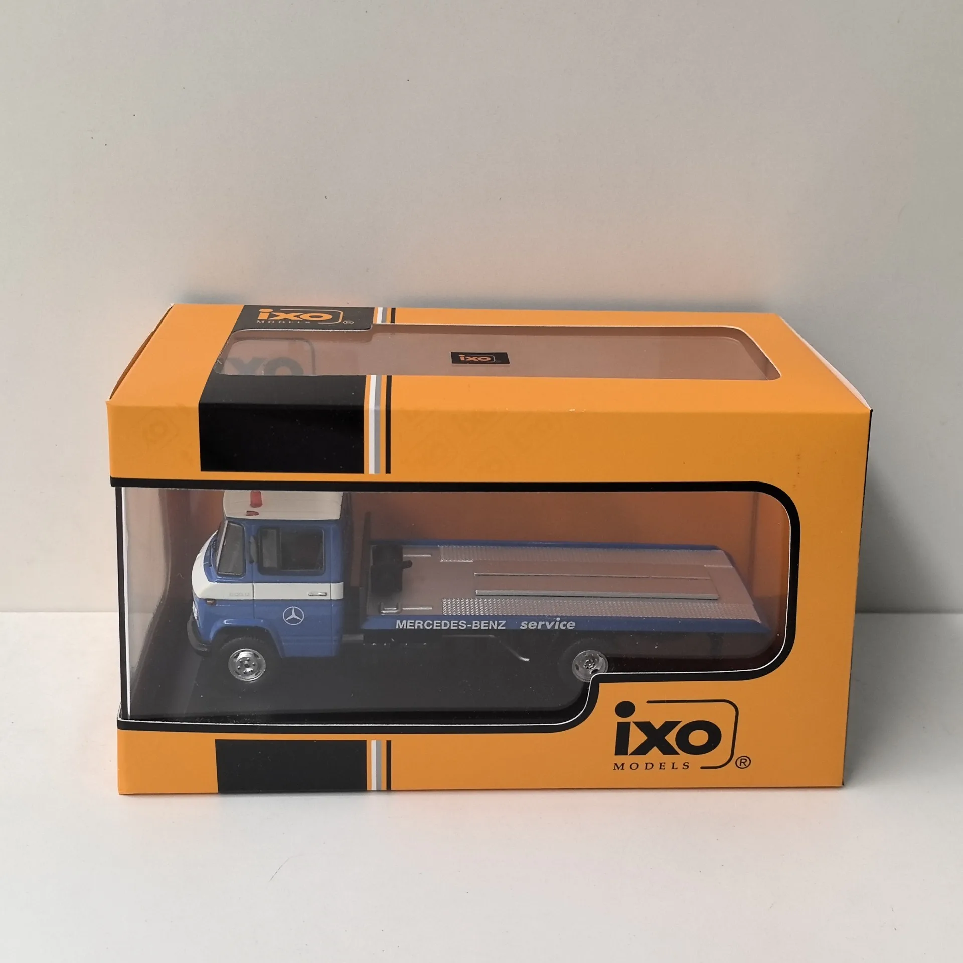 

Литой под давлением IXO масштаб 1/43 BENZ L608 D 1980 BENZ Планшетный грузовик Спасательная модель автомобиля из сплава Коллекционная игрушка в подарок Сувенирный дисплей Орнамент