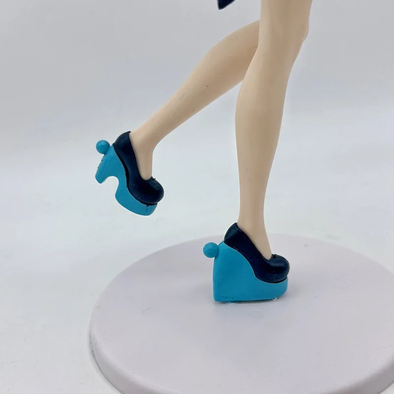 هاتسون ميكو شخصية أنيمي الأرنب فتاة ثنائية الأبعاد فتاة جميلة ميكو الطرفية الكرتون نموذج زخرفة لعبة دمية المنقولة #6