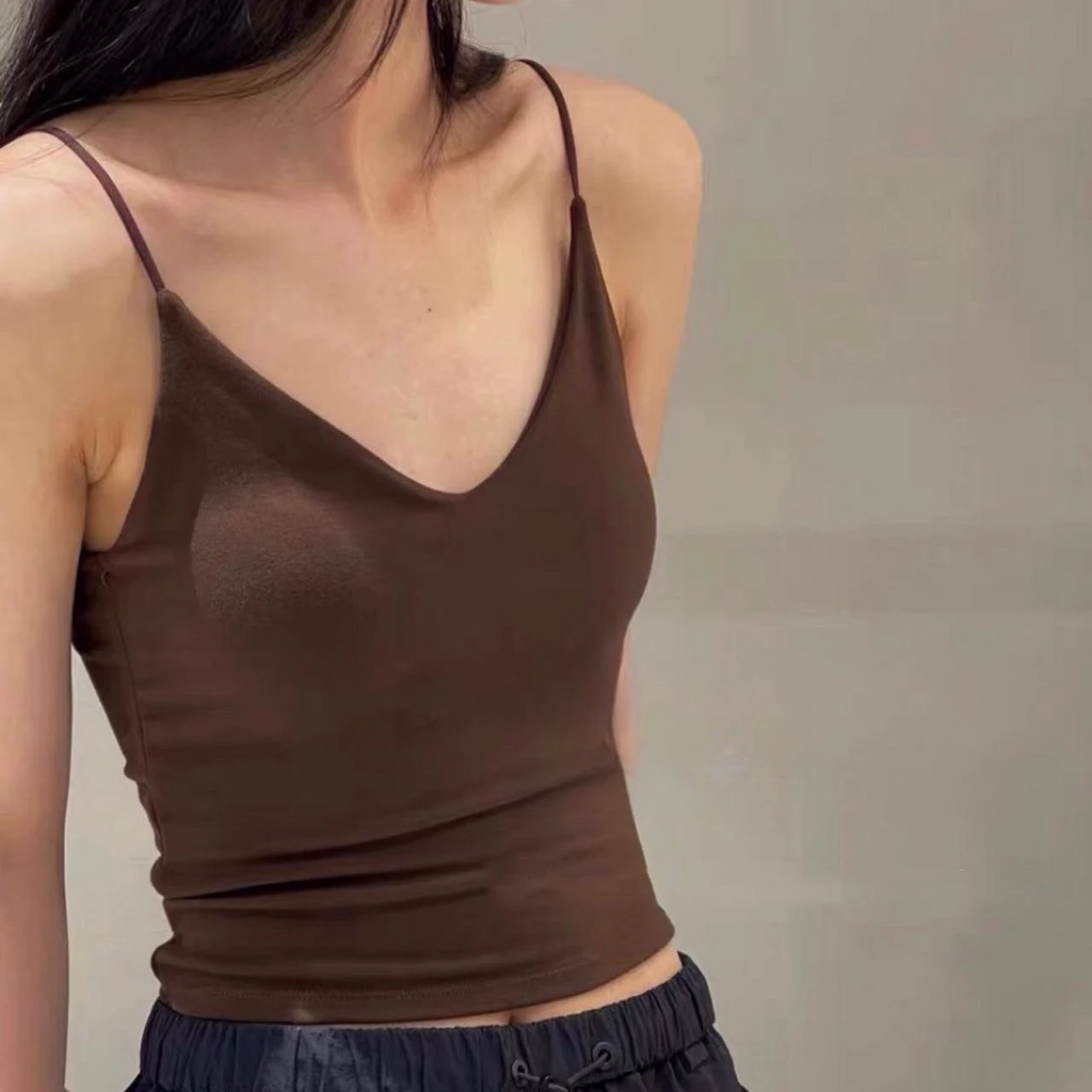 

Solid V-Neck Women Tops Ropa De Mujer Women Clothes Clothing Deep V Back Women Crop Top with Bra Pads Women's Camis 2025 Brown