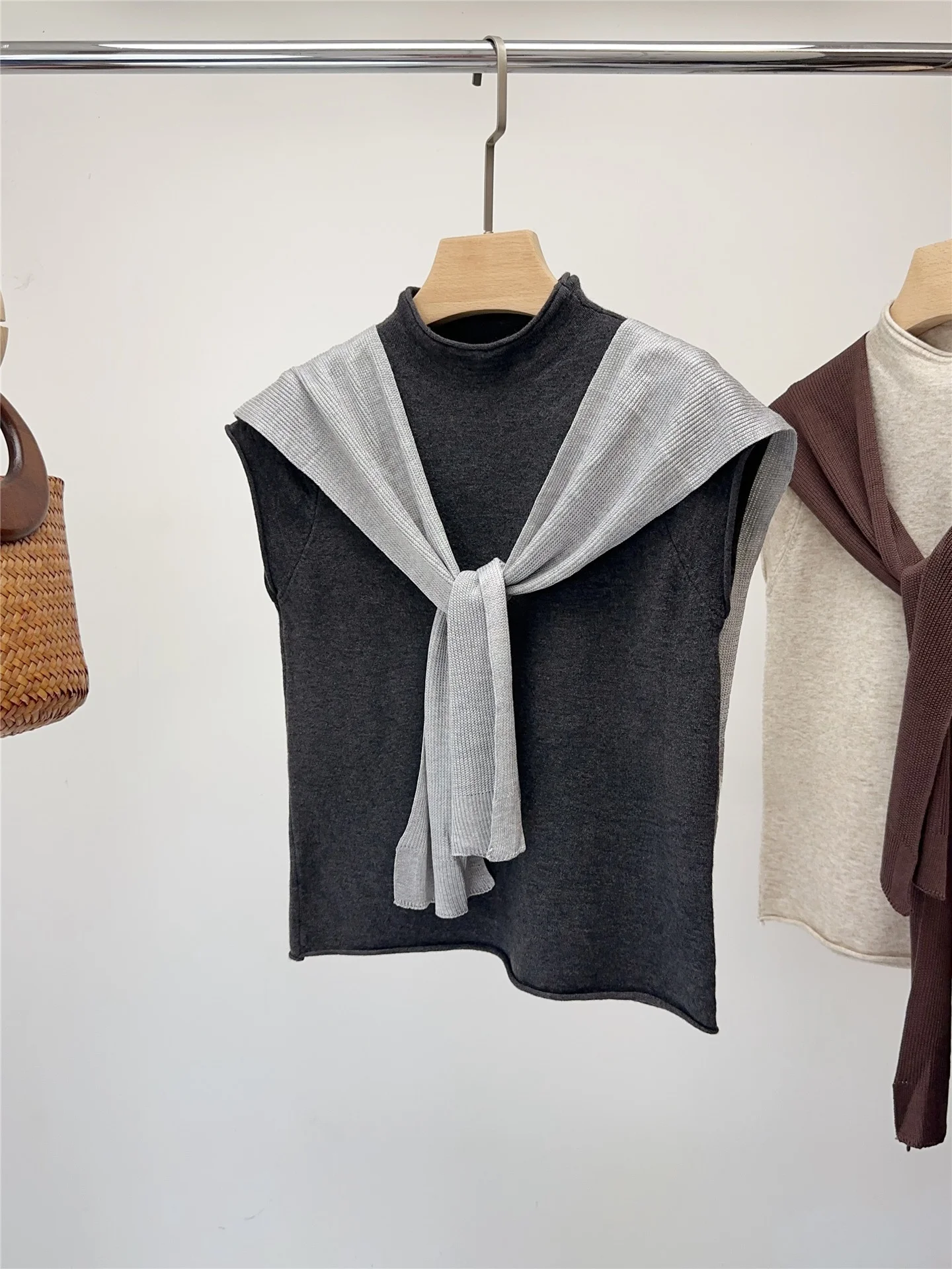 Seoulcp Koreański Dopasowany Sweter Damski z Dzianiny, Podstawowa Warstwa Bazowa, Casualowy, Wygodny, Miękki Materiał