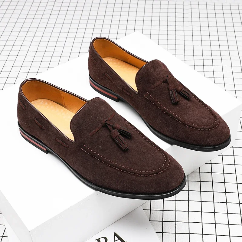 Elegant Shoes Men Classic Dress Loafers Men Brand Shoes Moda Italiana Suede Tassel Leather Shoes Formal Mocassim Masculino Couro