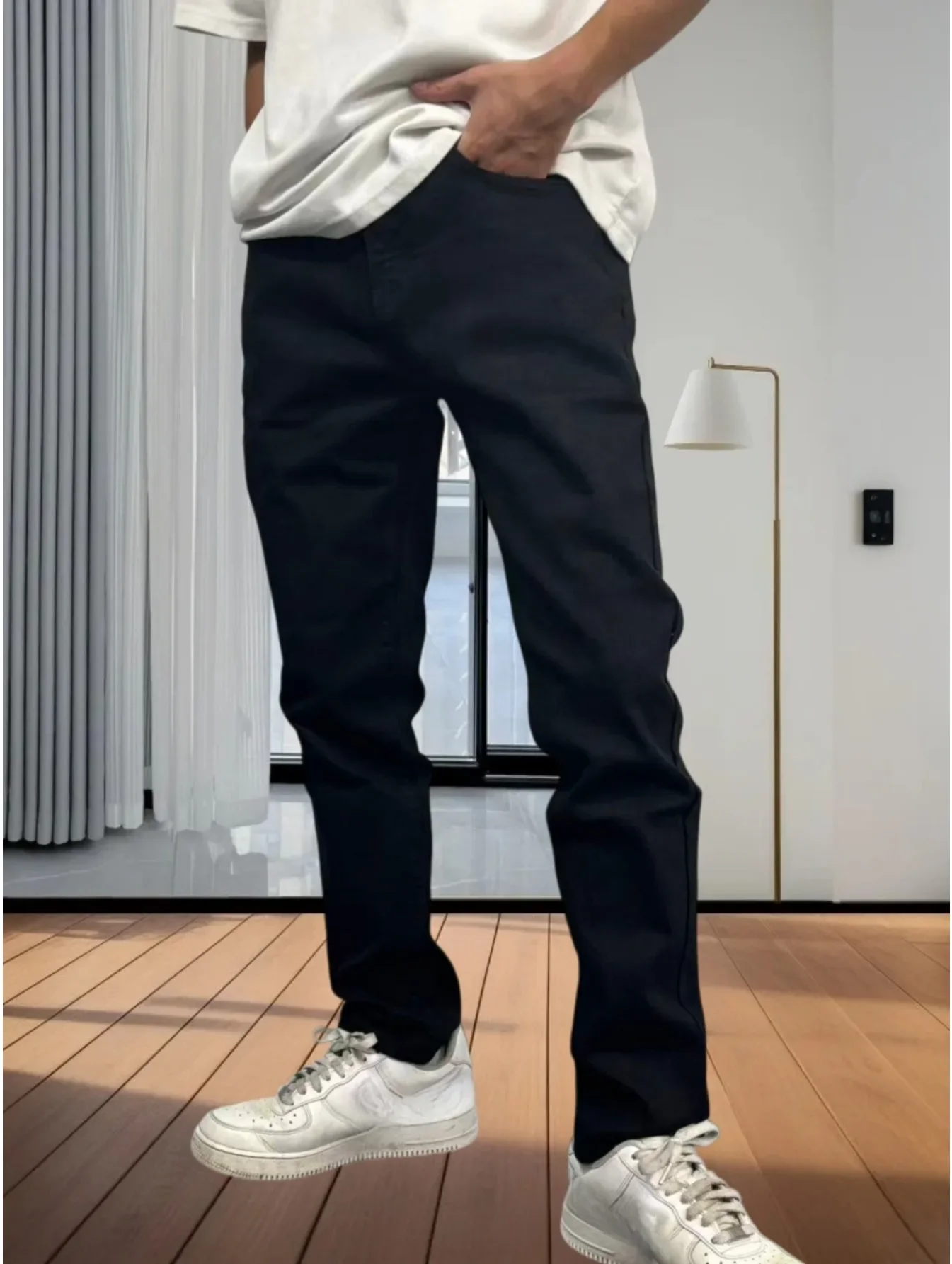 Jean en denim stretch coupe droite pour homme : l'essentiel de la nostalgie hip-hop