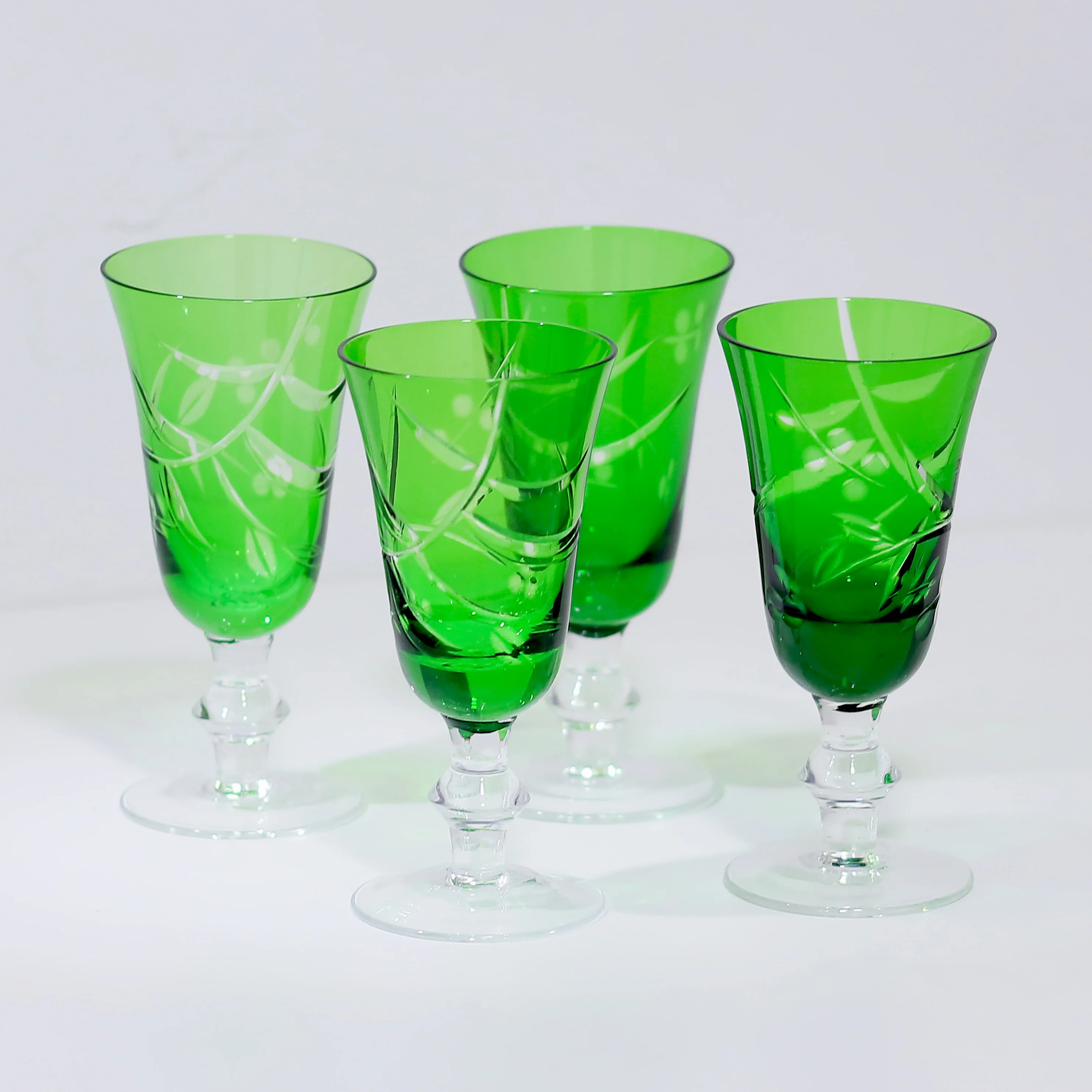 

130ml Hand Carved Small Green Colored Not Sprayed Green Color Shot Glass Wine Glass Whisky Glass