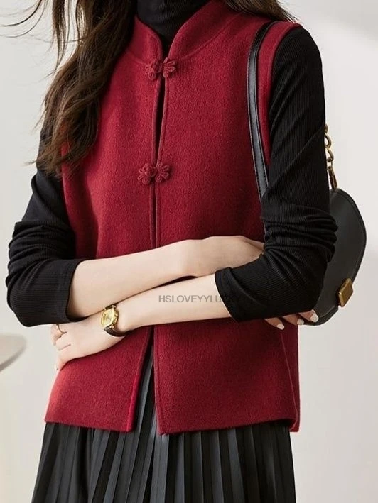 Chinese Style Tang Suits Vest Autumn Spring Vest Top Oriental Style Vintgae Vest Women Red Spring Festival Warm Vest Outwear