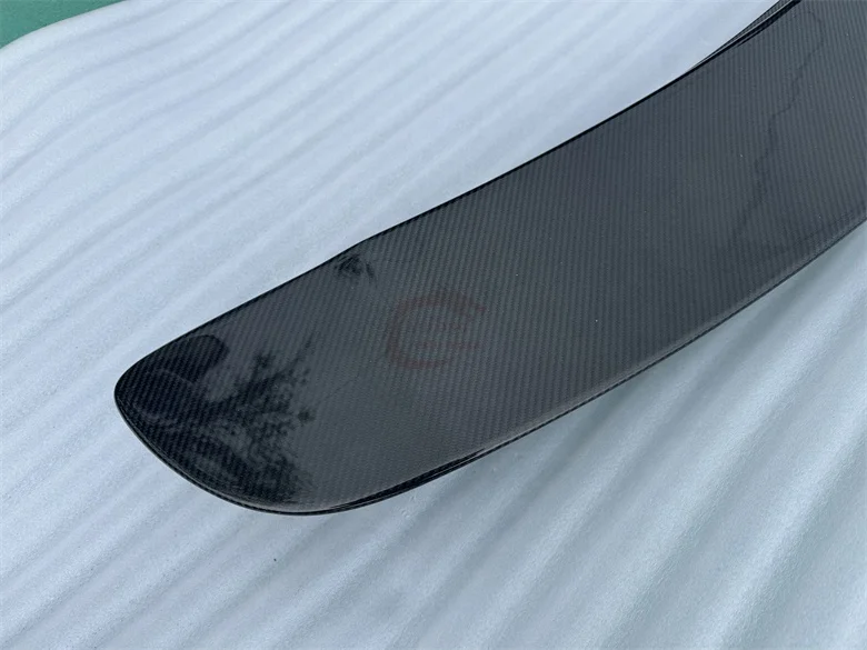 سبويلر خلفي من ألياف الكربون طراز OEM لـ GT50 GT53 GT63 GT63S ترقية مصد الحالة الجديدة