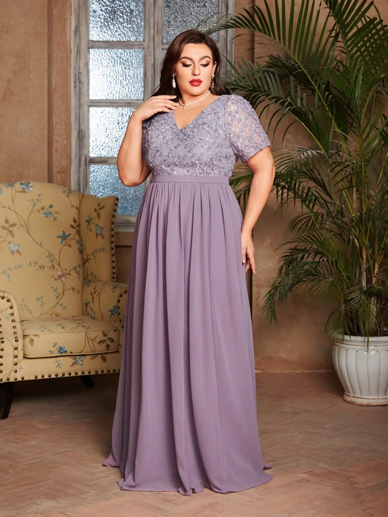 

Романтическое трехмерное шифоновое длинное платье с v-образным вырезом и короткими рукавами с цветочным принтом и пэчворком