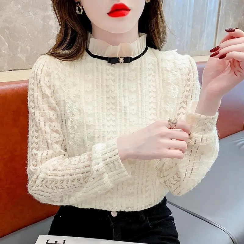 French Collar Lace Base Shirt for Women\'s Autumn and Winter 2024 New Warm Long Sleeved Beautiful Inner Top