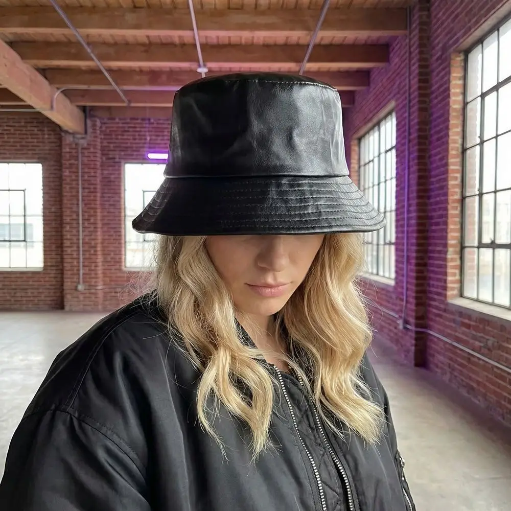 chapeu-bucket-de-couro-luminoso-unilateral-cor-solida-com-efeito-laser-arco-Iris-chapeu-de-pescador-dourado-com-aba-larga-brilhante-bone-de-sol-estilo-hip-hop-urbano