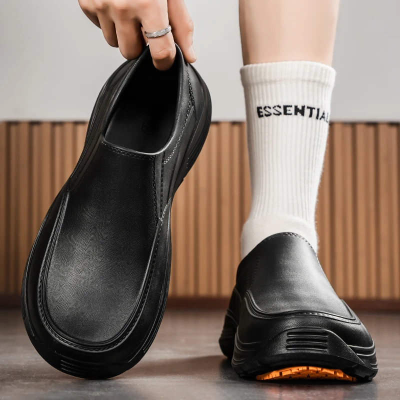 All-Inclusive Chef Shoes for Men and Women, Waterproof, Oil-Proof, Strong Anti-Slip, Catering and Kitchen Labor Protection Work Sandals
