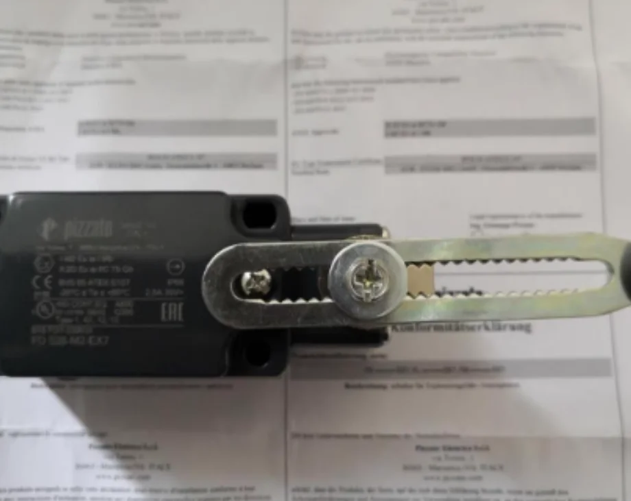 New original pizzato FD538--M2-EX7 limit switch