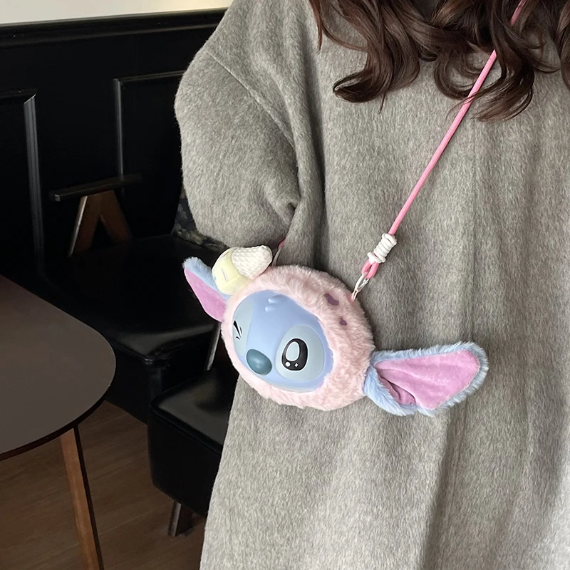 新しいディズニーステッチ漫画ぬいぐるみバックパックかわいい冬のギフト女の子のためのぬいぐるみおもちゃぬいぐるみバッグ子供キャリーオンサッチェル