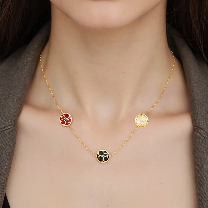 

CH Brass Choker Necklace Three Circle Symmetrical Pendant Red Enamel Hollow Mother Pearl 42cm Modern Retro Women Jewelry Gift