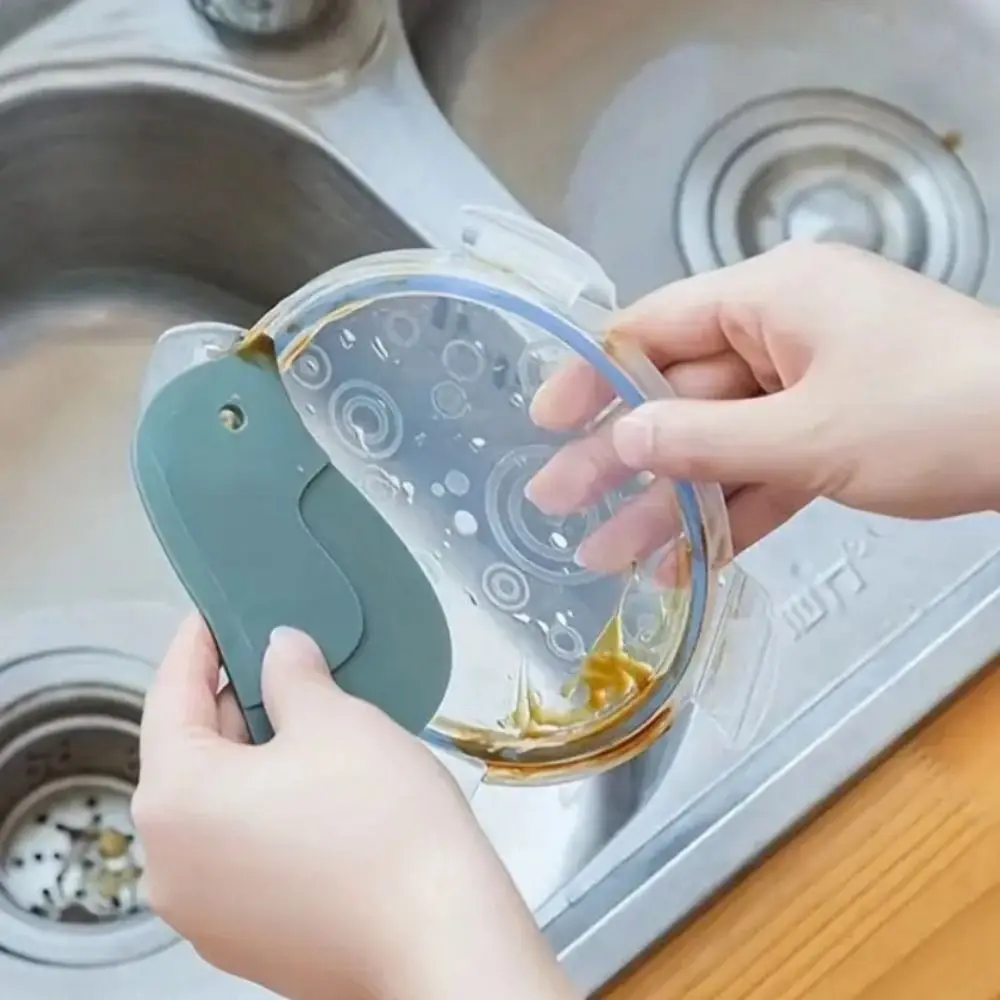 Easy-Clean Adorable Penguin Shape Scraper Silicone Soft Oil Tray Scraper Durable Perfect Kitchen Scraper Baking