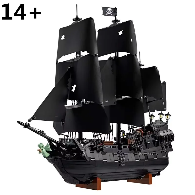Before 10365 Sparrow's Pirate Ship Building Blocks Vessel Sailboat Ship Model
