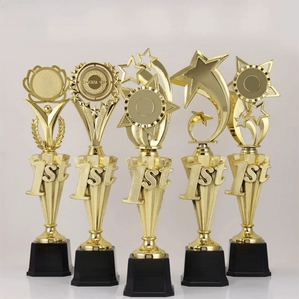 

Креативный золотой наградной кубок, большой пластиковый призовой кубок, награда за первое место, кубки для победителей на церемонии награждения, для командных спортивных соревнований