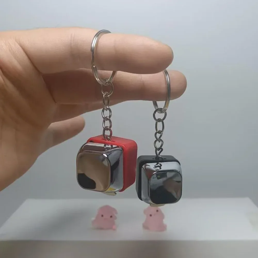 Elektrischer Schock-Tastatur-Schlüsselanhänger, Street-Trick, Neuheit, Fidget-Schlüsselanhänger, schockierender Handshake-Trick, Clicker-Spielzeug, 1 Stück – Detail 9