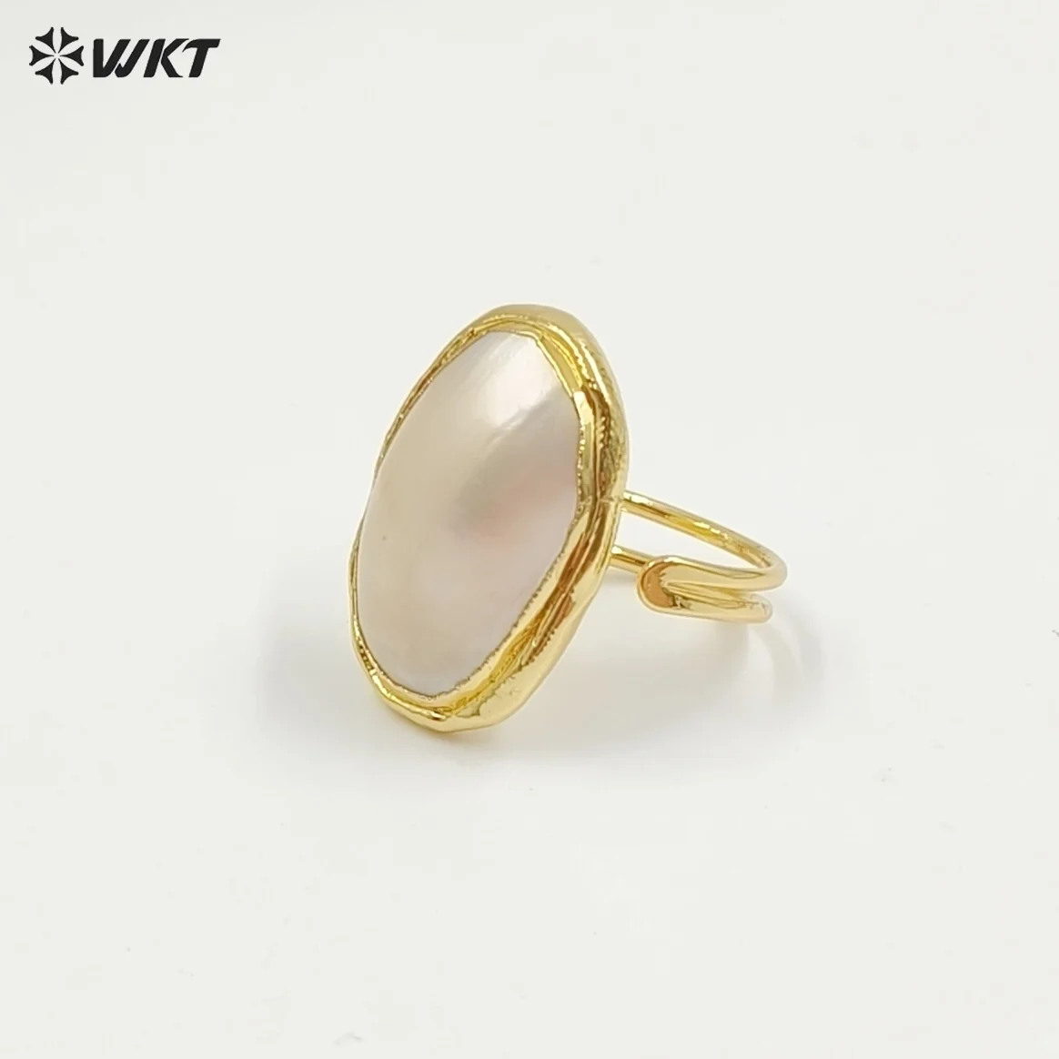 

WT-MPR112 Beautiful Color With Geometric Oval Mabe Grain Pink Shell Shape Accessory For Women Special Jewelry