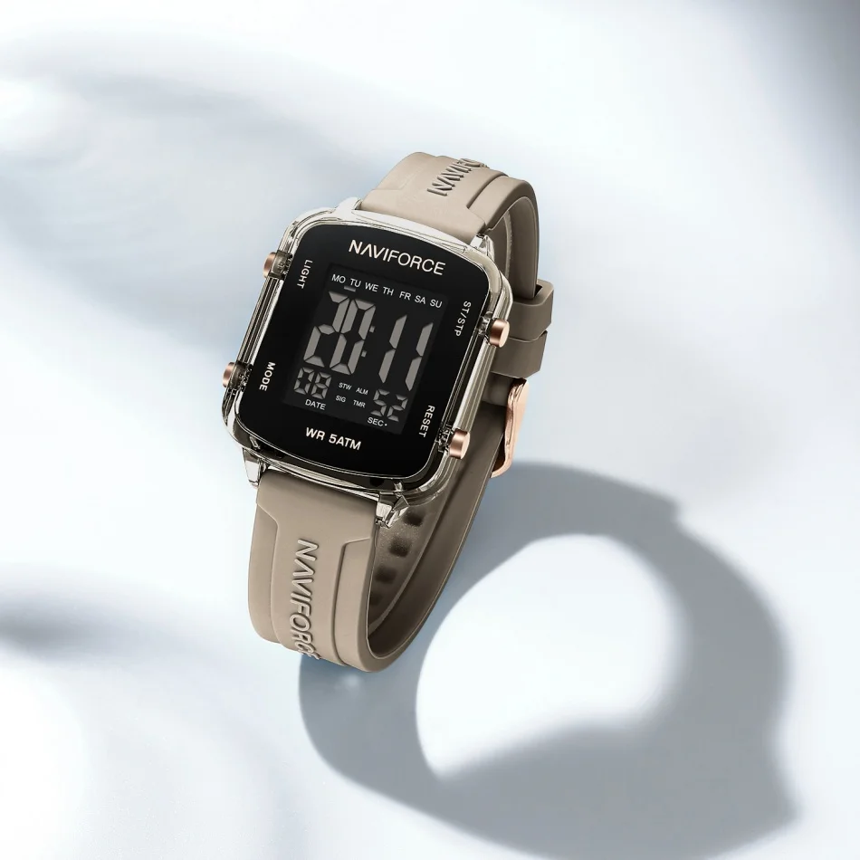 

New NAVIFORCE Original Watches LCD Digital Date Display Woman Sports Waterproof Silicone Strap Electronic Wristwatch Reloj Mujer