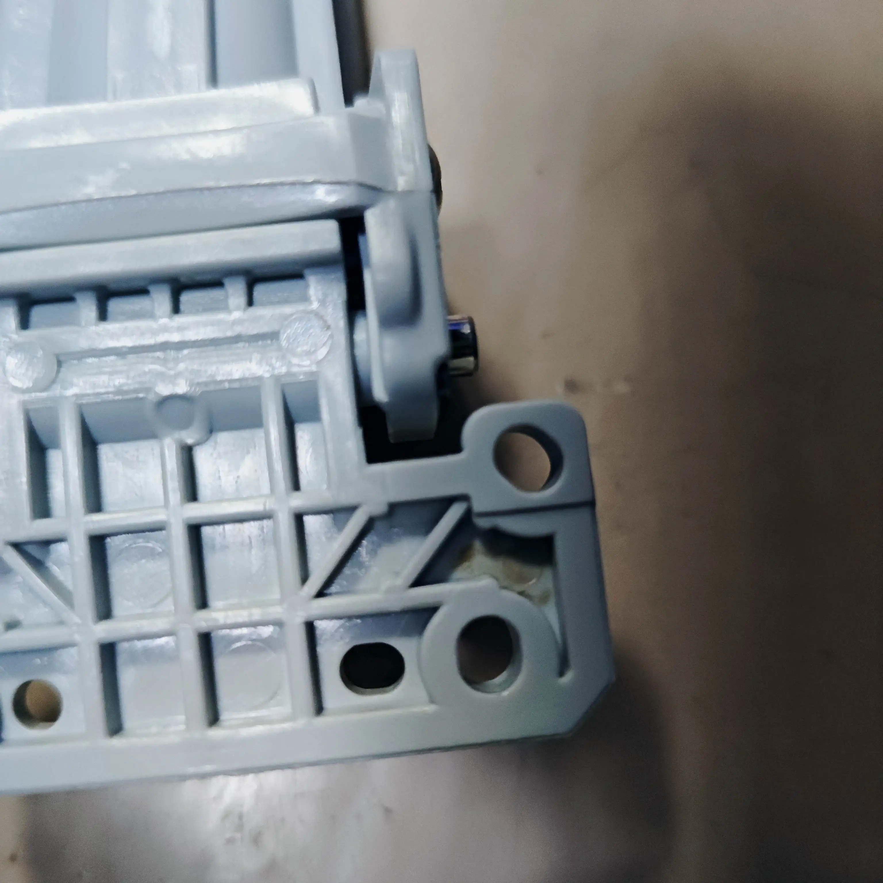 

2 шт. Q7404-60024 Q7404-60029 Шарнир АПД для HP LaserJet 500 M521 M525 M575 CM4540/521 525 575