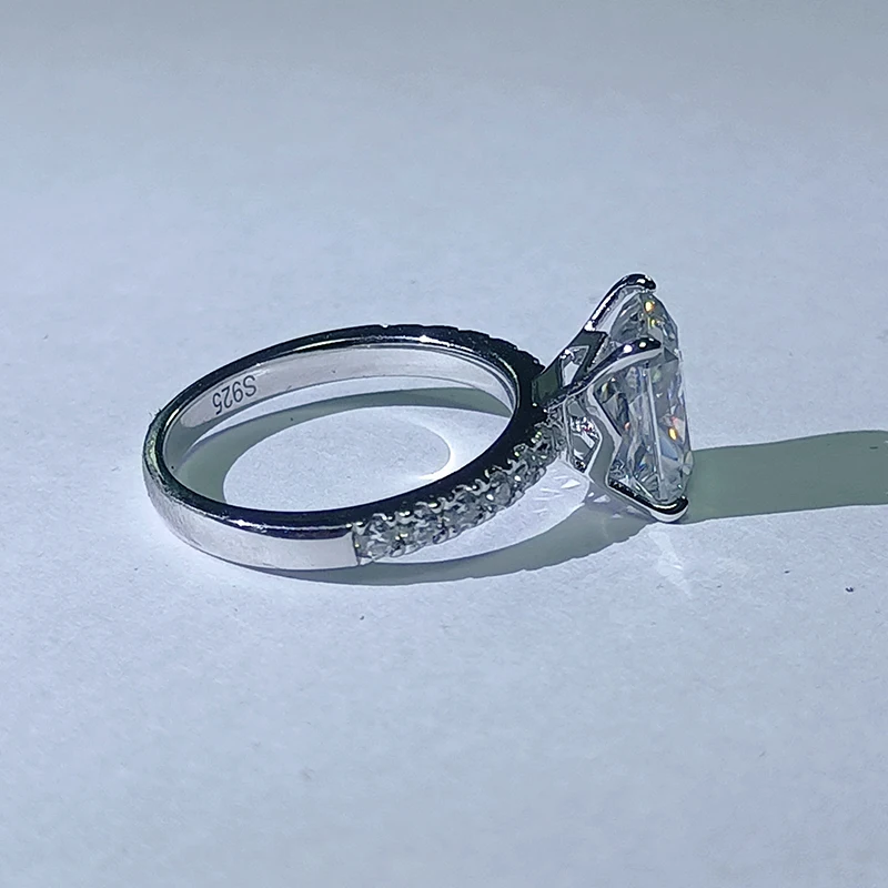 Onelaugh Luxury 7x9mm 3ct D Color Radiant Cut Moissanite Engagement Ring for Women 925 Sterling Silver Promise Ring Fine Jewelry