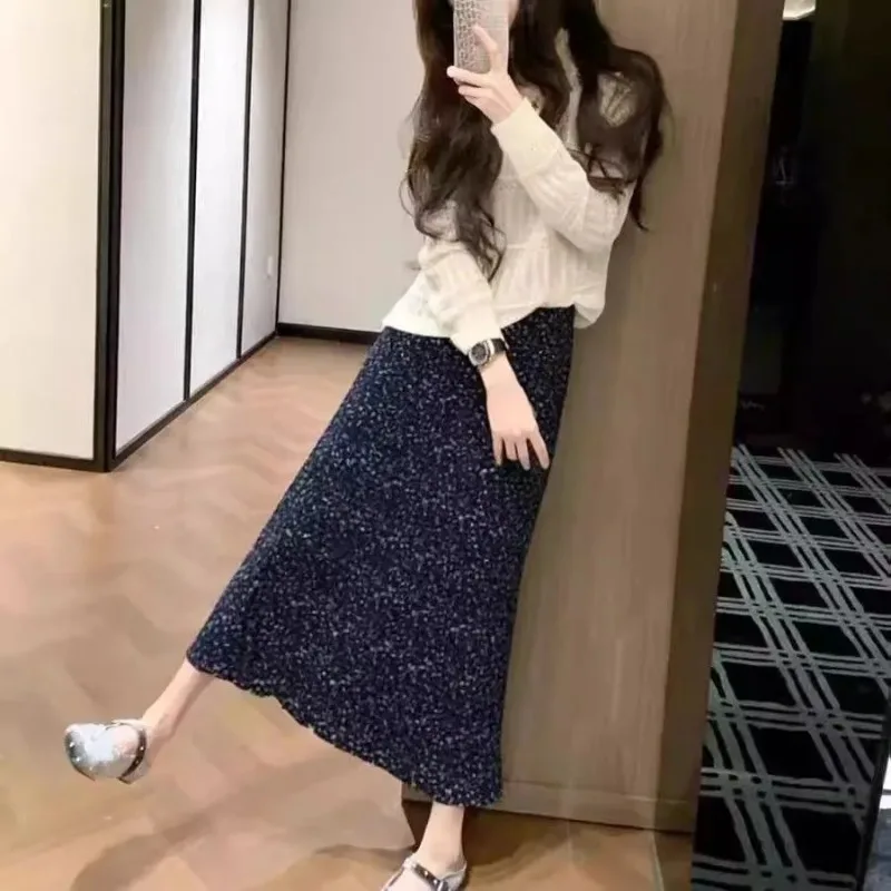 

Women's Floral Textured Midi Skirt High Waist Straight Split Casual Skirt