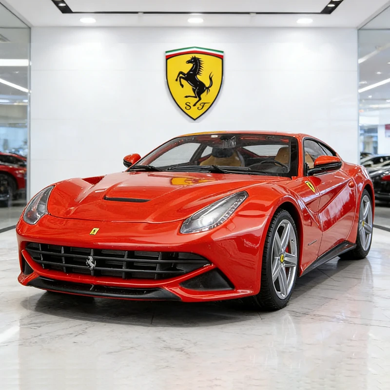 Bburago 1:24 Ferrari F12 Berlinetta Supercar, Coche de Aleación Fundida a Presión y Vehículos de Juguete, Modelo de Coche en Miniatura a Escala para Niños